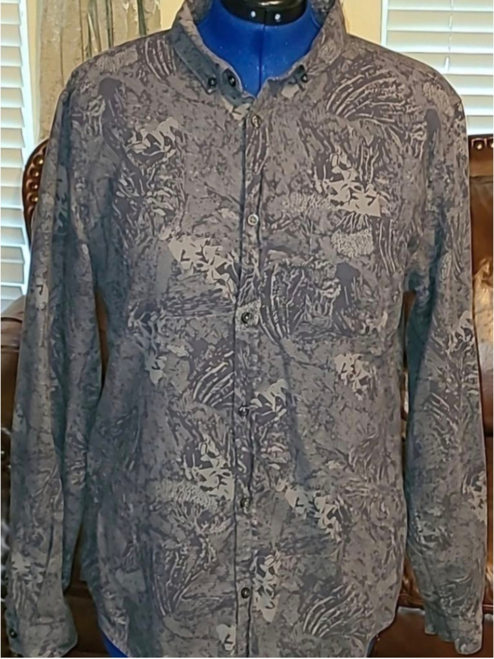 River Island men's Longsleeve Button down Shirt Slim Fit sz. L (#744)